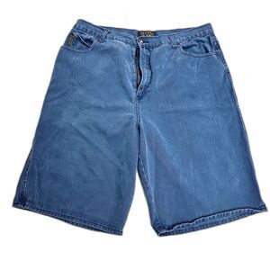Trutus Jeans Men's Denim Shorts Size 38,  Button and zip closure.  Jorts